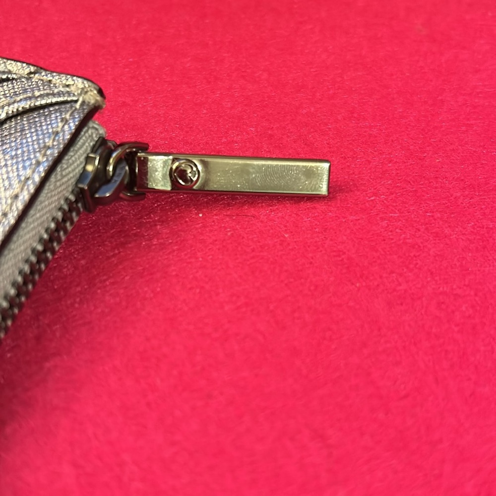 Silver metallic Kate Spade card wallet - Picture 6 of 6